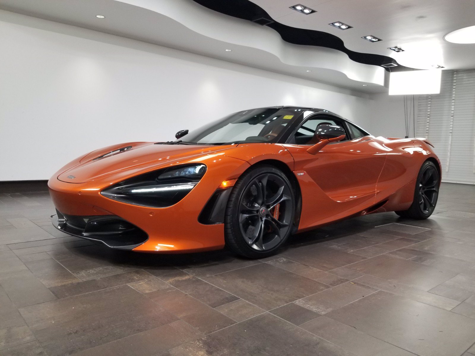 Pre-Owned 2018 McLaren 720S Luxury Coupe RWD 2dr Car