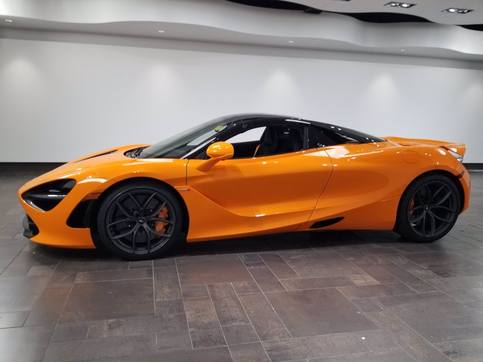 Certified Pre-Owned 2020 McLaren 720S Performance Spider RWD Convertible